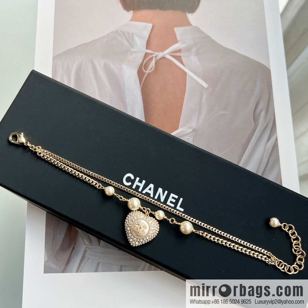 New ☑️ CHANEL Chanel full diamond peach heart double c bracelet