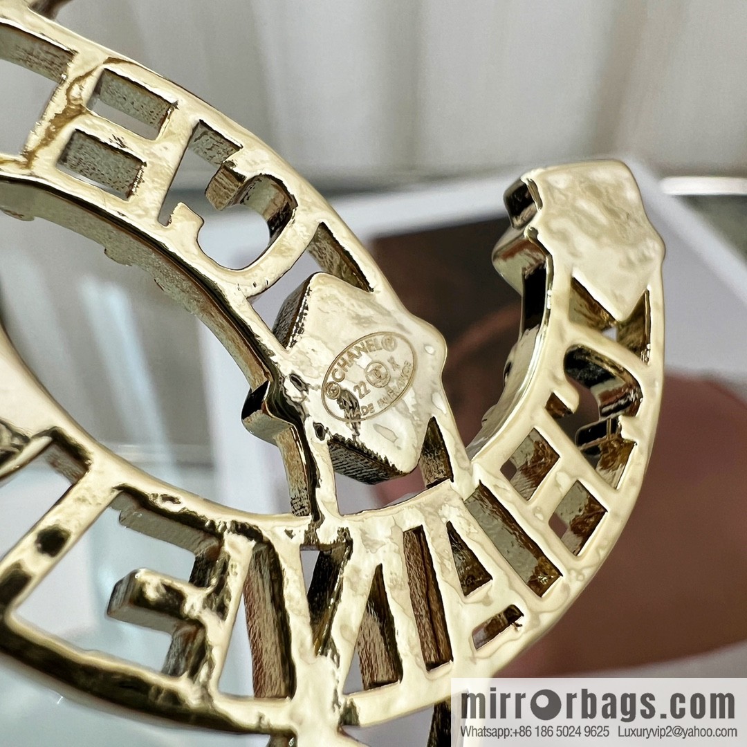 New ☑️ Chanel Chanel Double C Diamond Brooch
