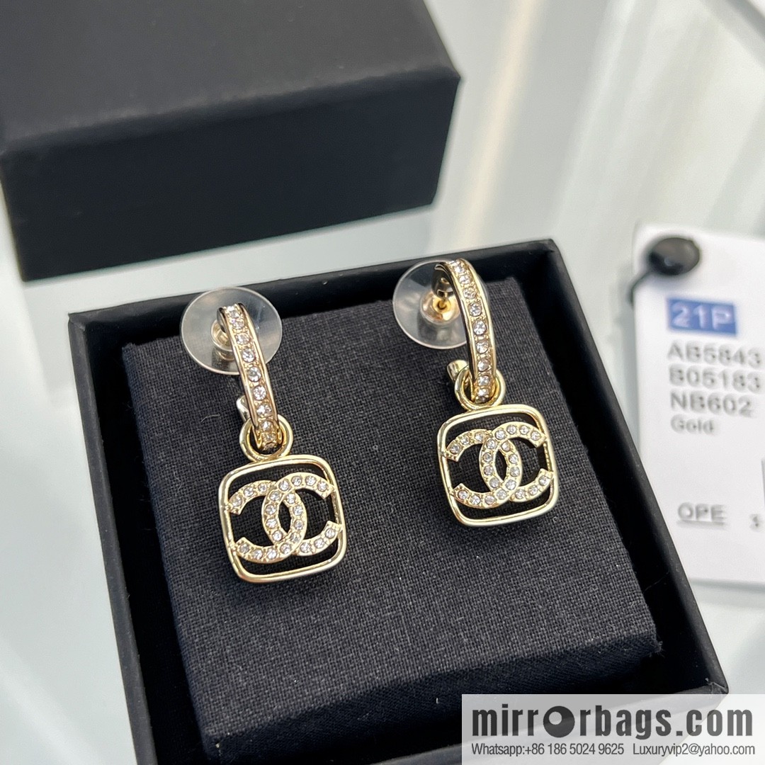 New ☑️ CHANEL Chanel c2 double c square full diamond stud earrings