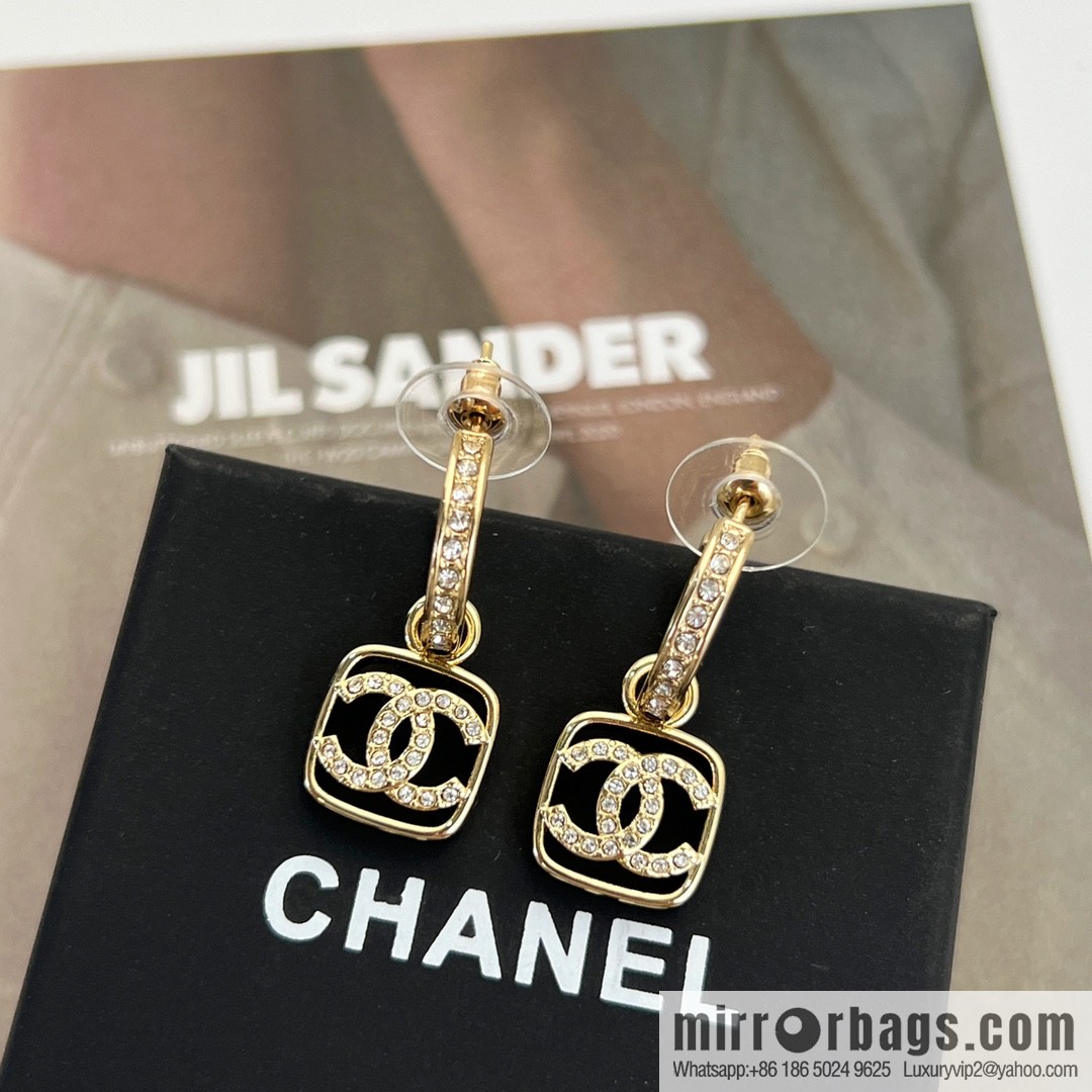 New ☑️ CHANEL Chanel c2 double c square full diamond stud earrings
