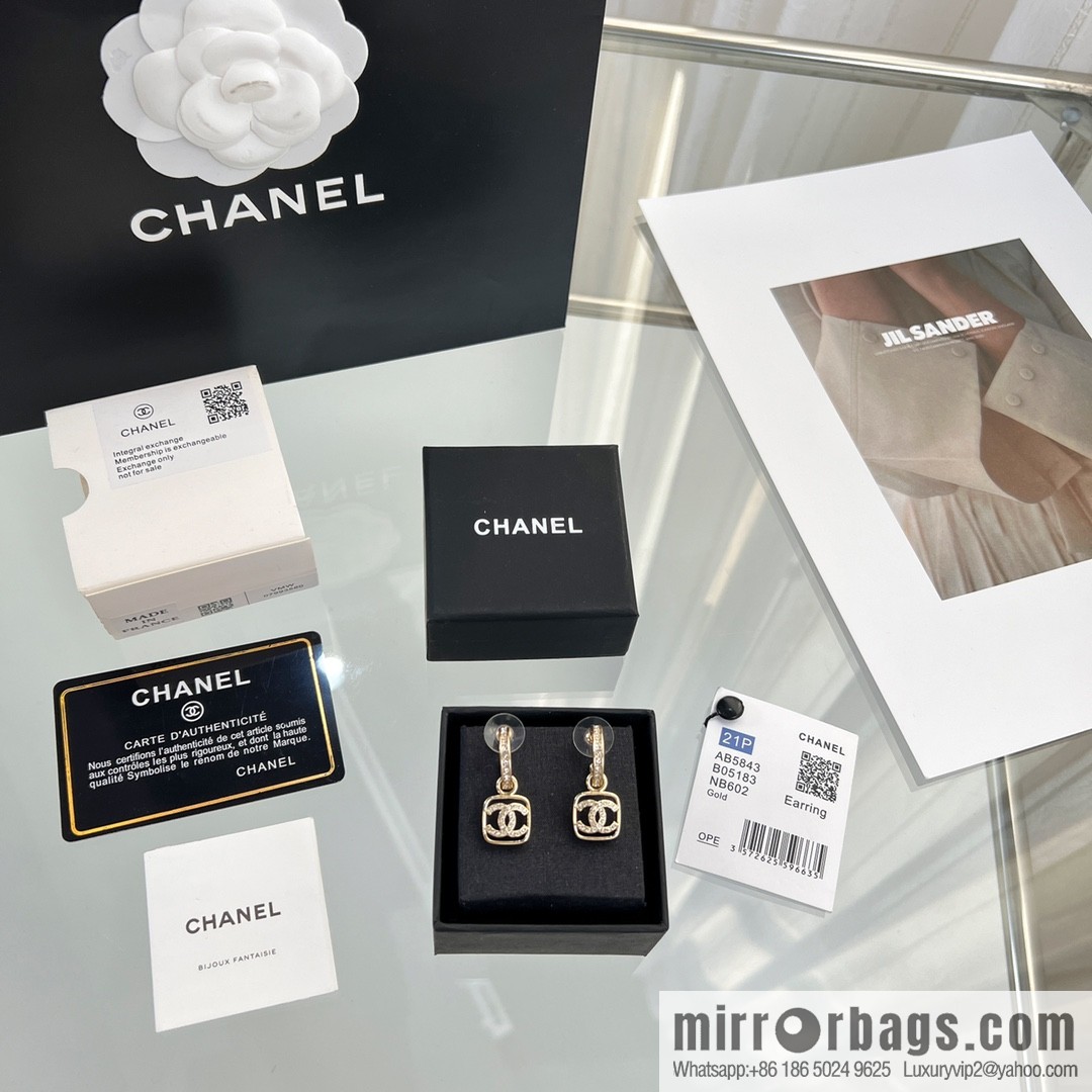 New ☑️ CHANEL Chanel c2 double c square full diamond stud earrings