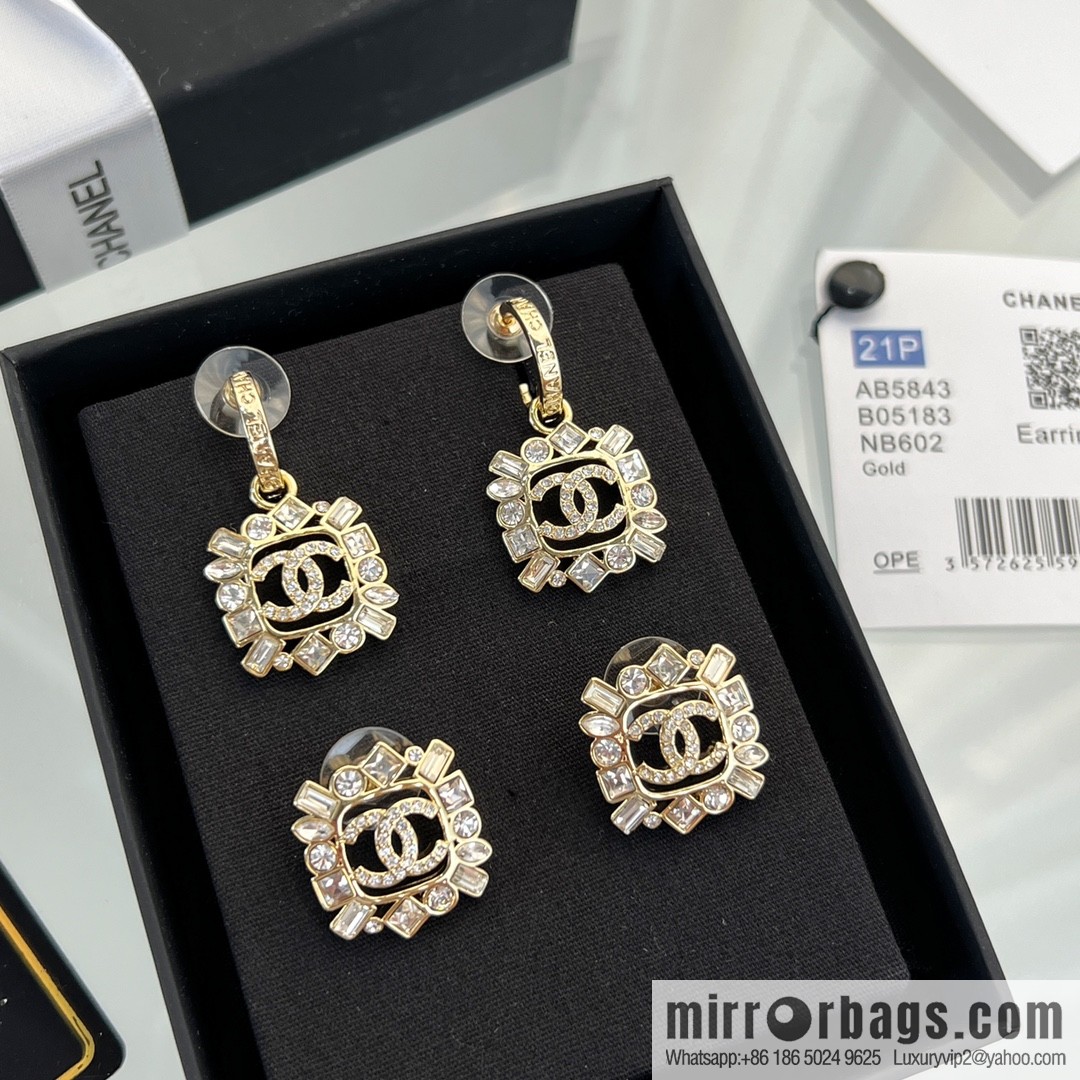 New ☑️ CHANEL Chanel c2 double c square full diamond stud earrings