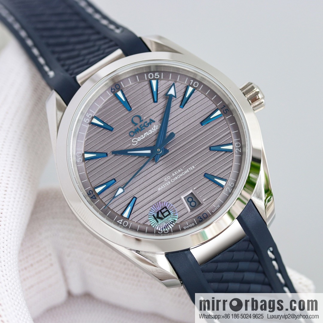 Seahorse 150m Aqua Terra Observatory 41mm 1: Market Exclusive Natural Tape