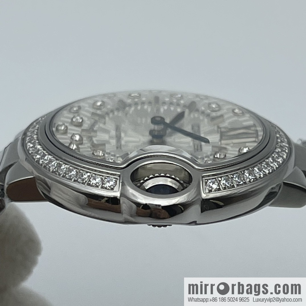 The latest exclusive Cartier Blue balloon 33mm and 36mm official website synchronization
