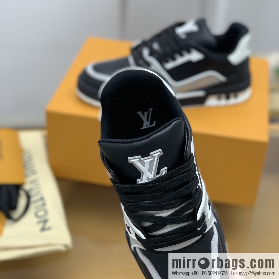 LV/Louis Vuitton Suede men's sports shoes made of calfskin