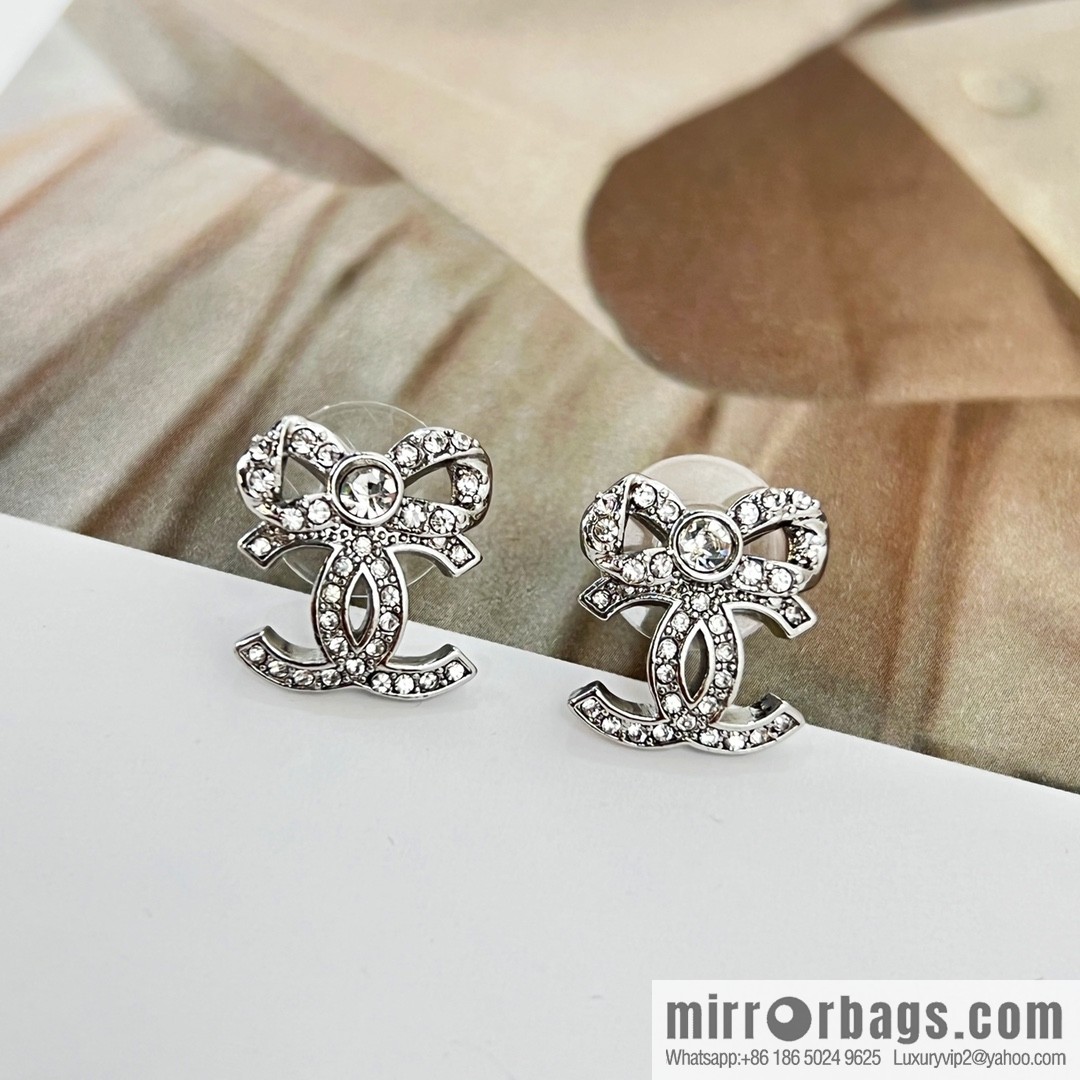 New ☑️ CHANEL Chanel double c full diamond bow stud earrings