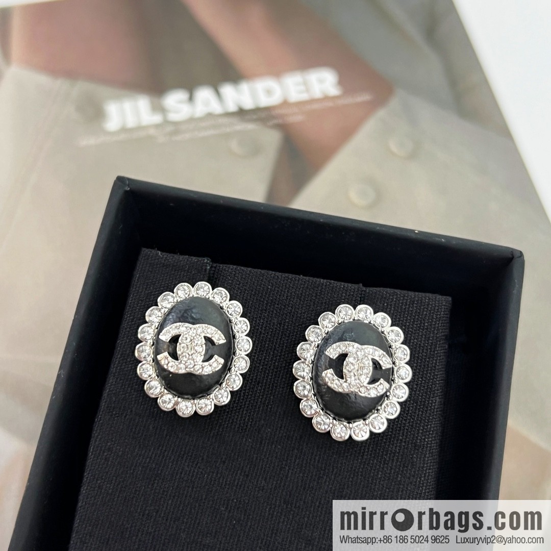 New ☑️ CHANEL Chanel double c oval stud earrings
