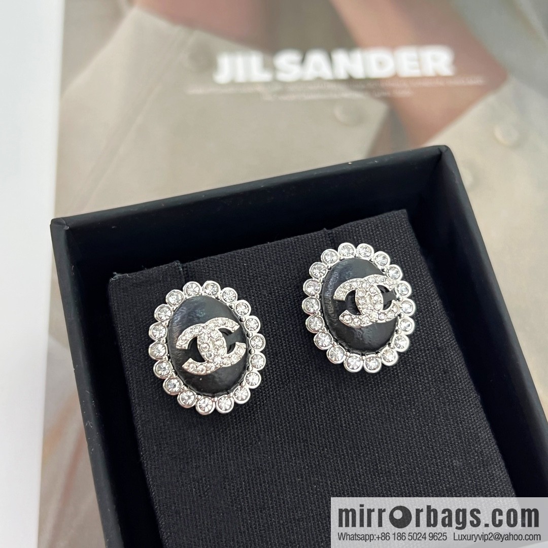 New ☑️ CHANEL Chanel double c oval stud earrings