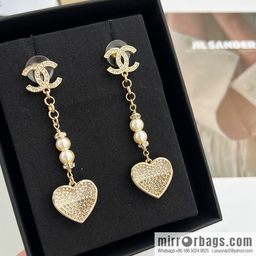 New ☑️ CHANEL Chanel c2 double c peach heart love pearl stud earrings