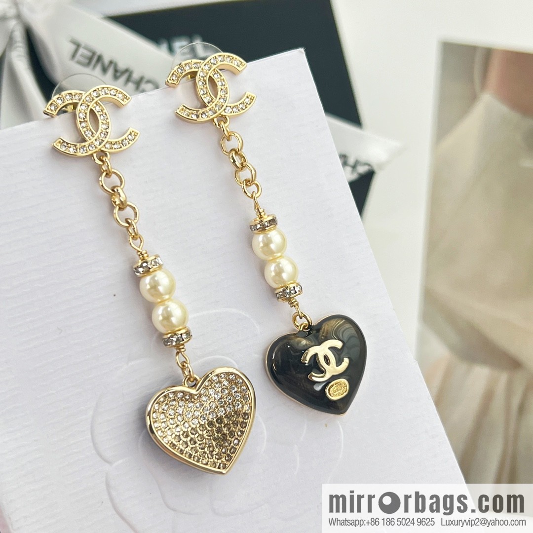New ☑️ CHANEL Chanel c2 double c peach heart love pearl stud earrings