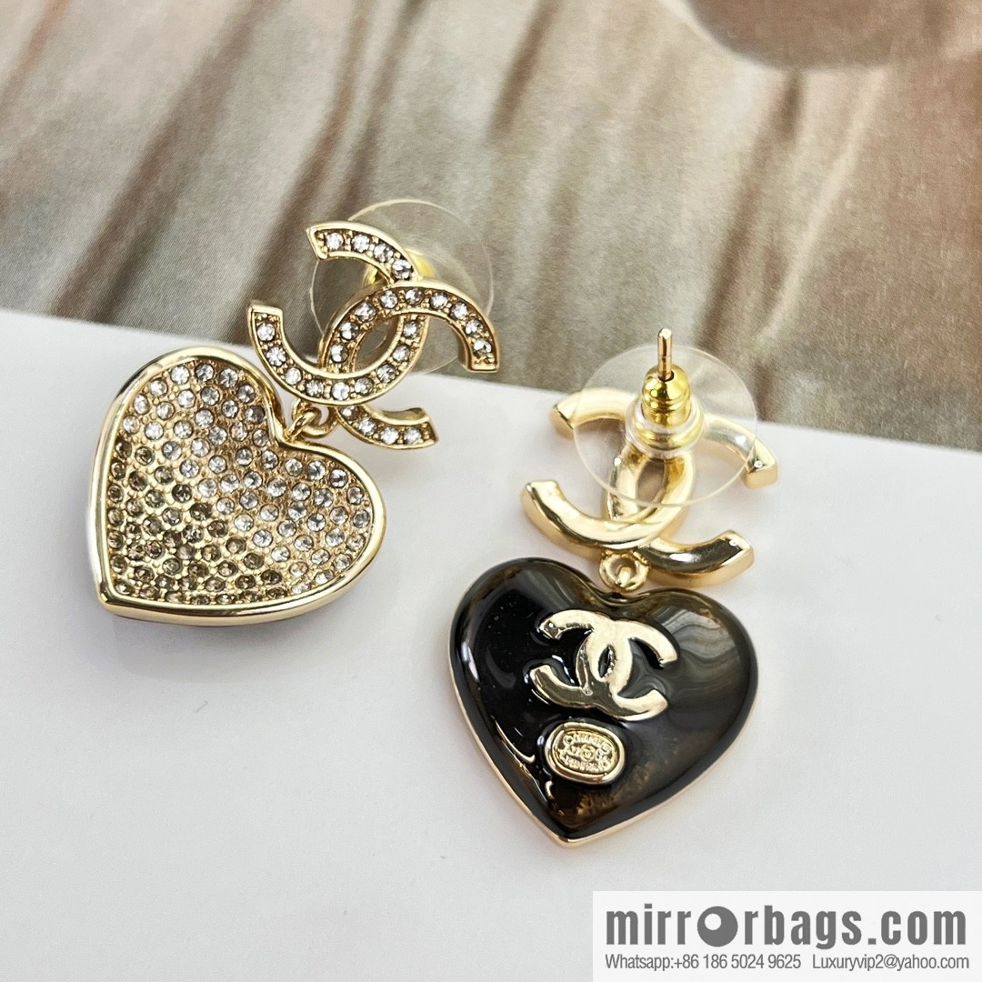 New ☑️ CHANEL Chanel c2 double c peach heart love stud earrings