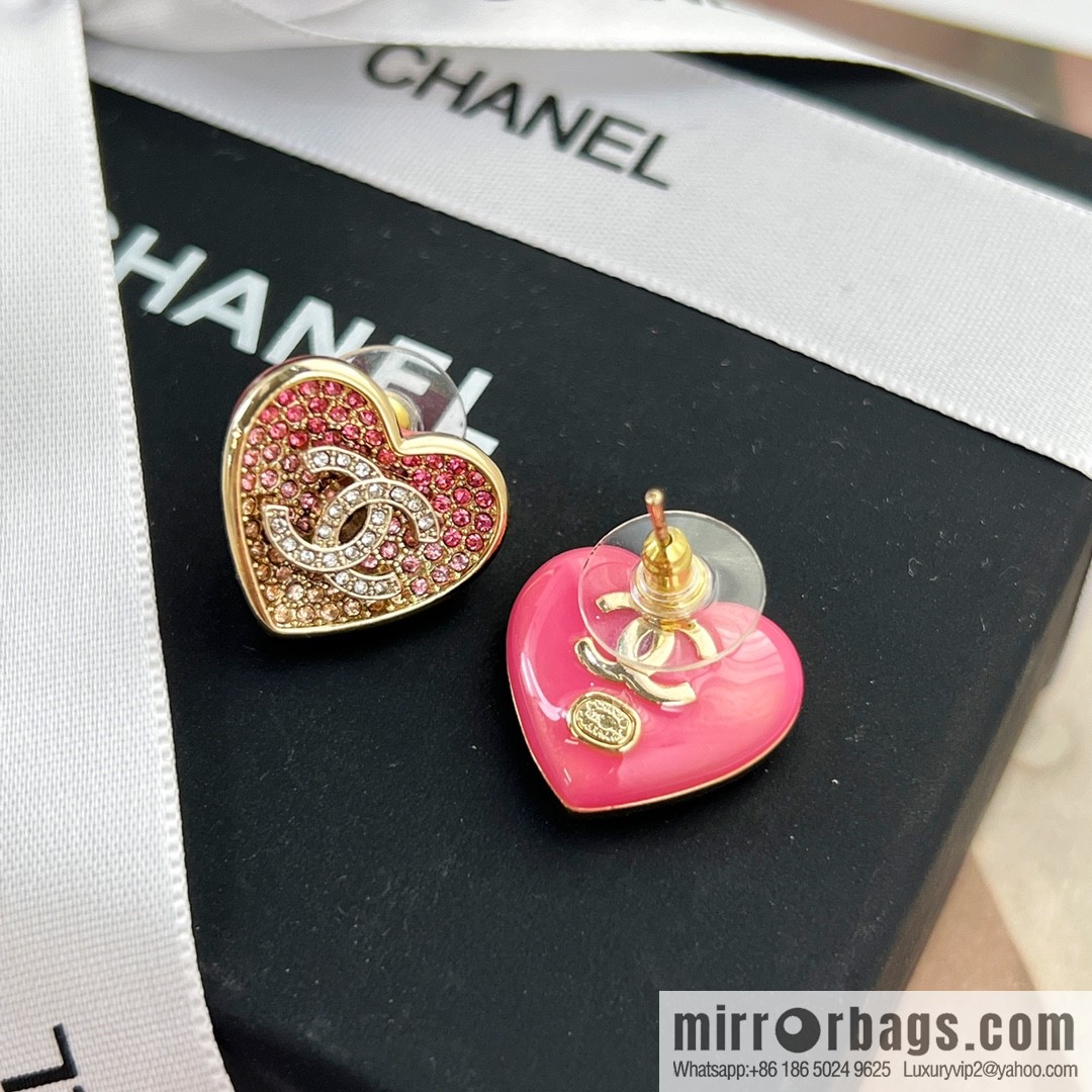 New ☑️ CHANEL Chanel c1 double c peach heart love stud earrings