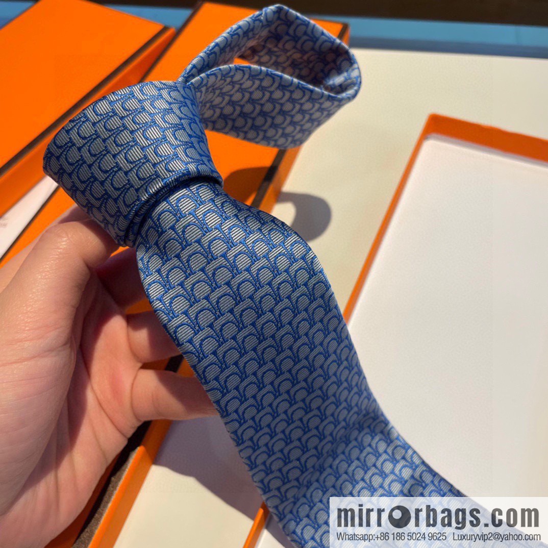Hermes Fish Scale 100% Top Twill Silk Tie