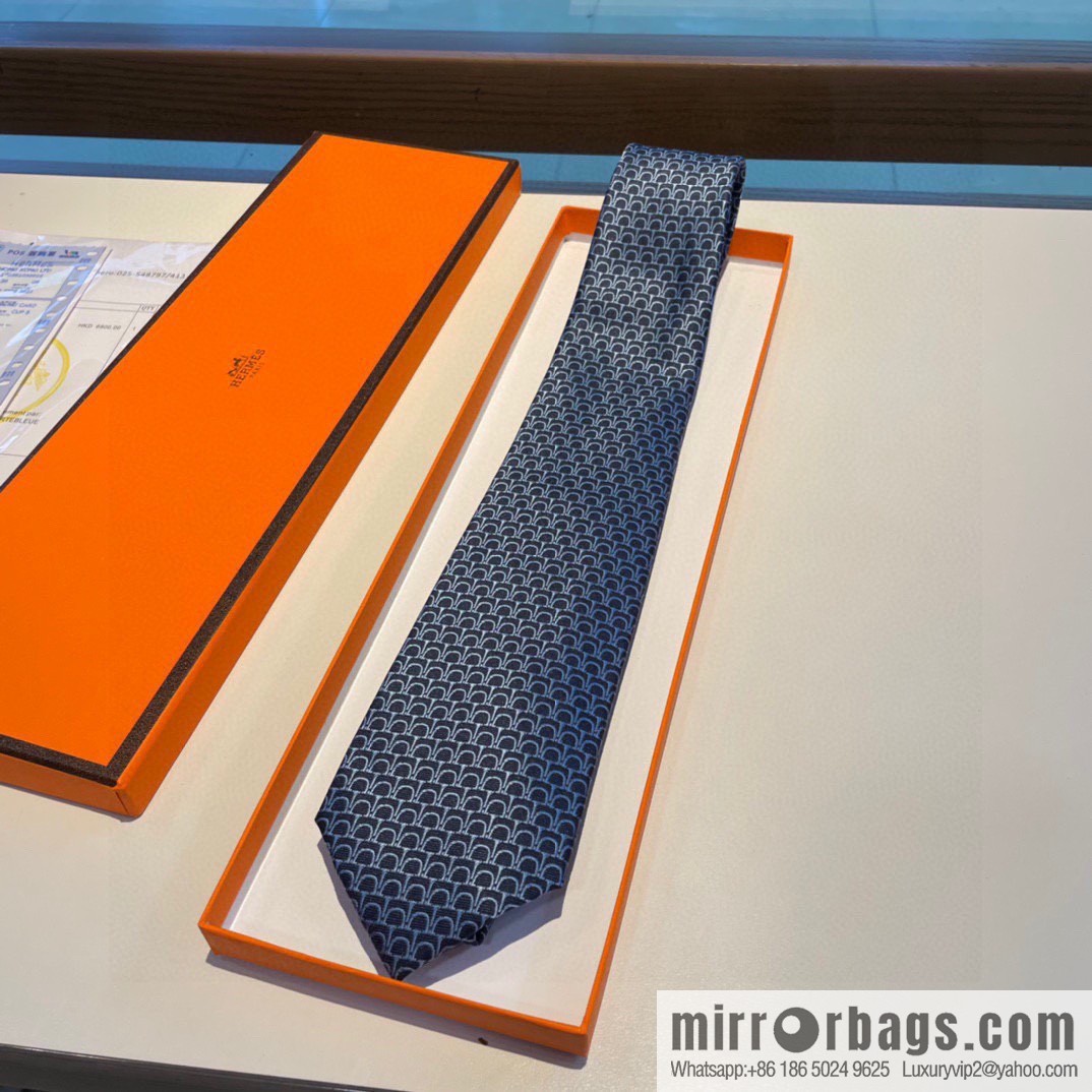 Hermes Fish Scale 100% Top Twill Silk Tie