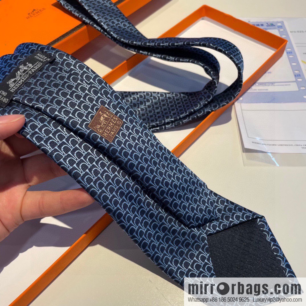 Hermes Fish Scale 100% Top Twill Silk Tie