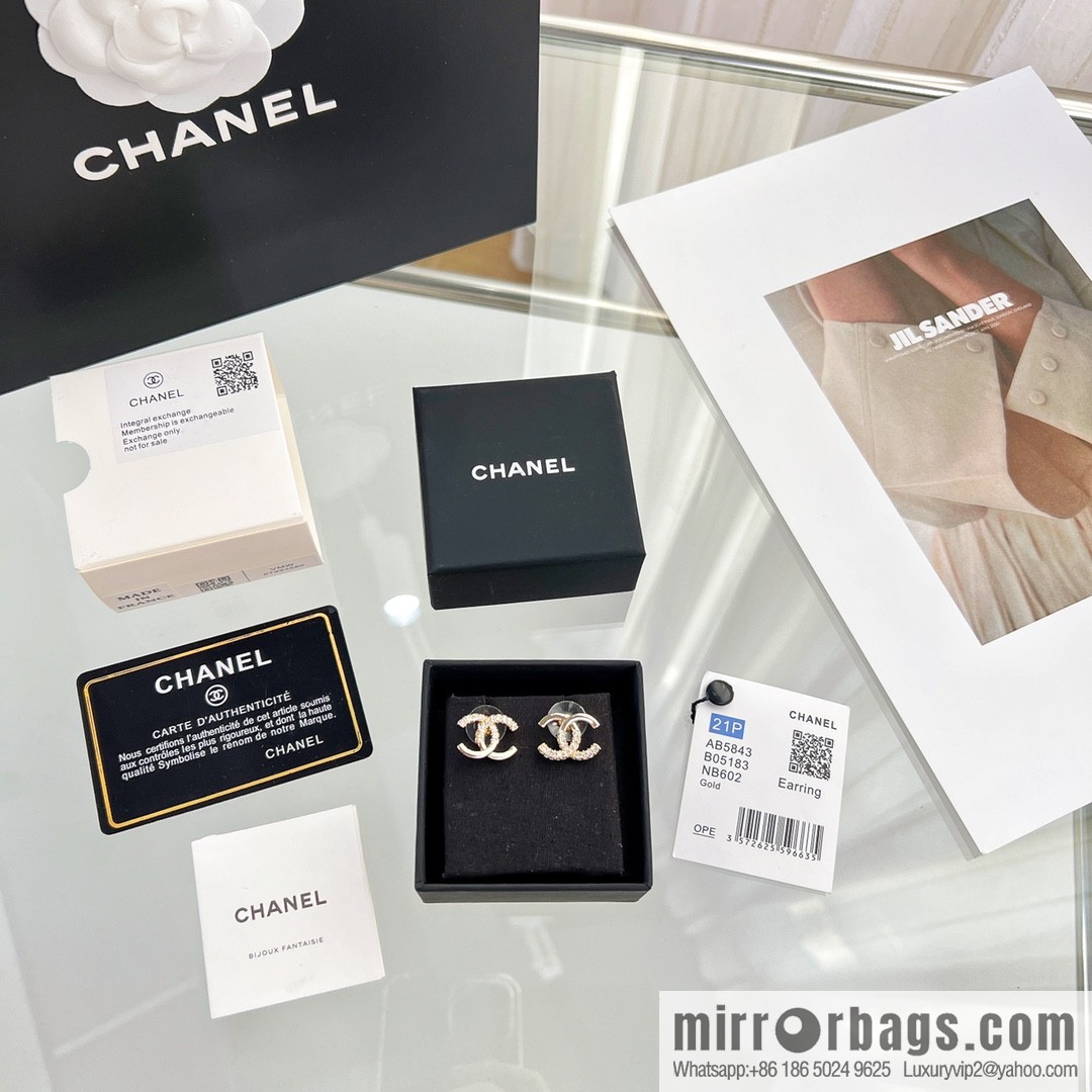 New ☑️ CHANEL Chanel double c half diamond stud earrings