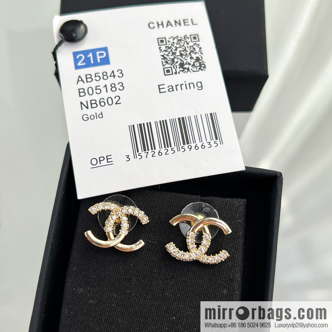 New ☑️ CHANEL Chanel double c half diamond stud earrings
