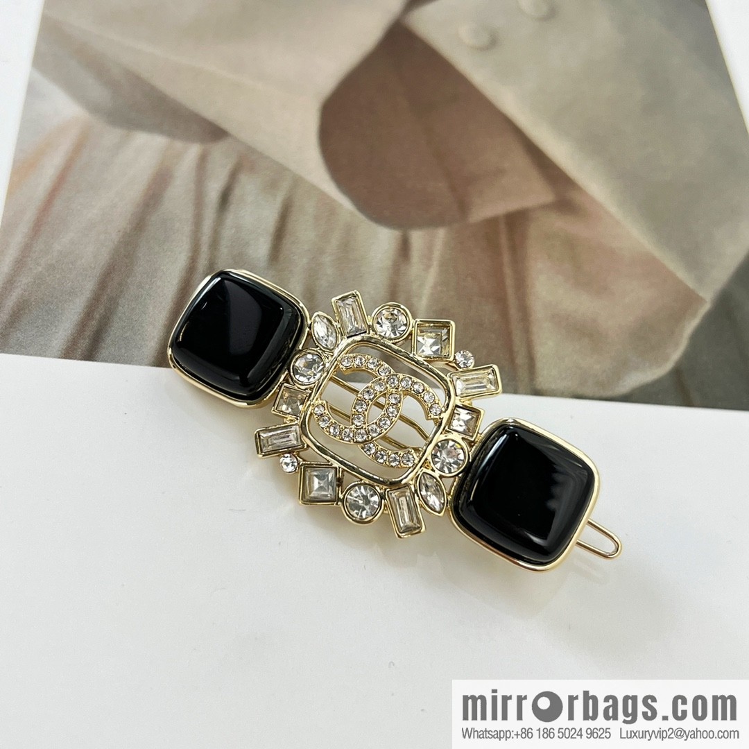 New ☑️ CHANEL Chanel Double C Full Diamond Hairpin