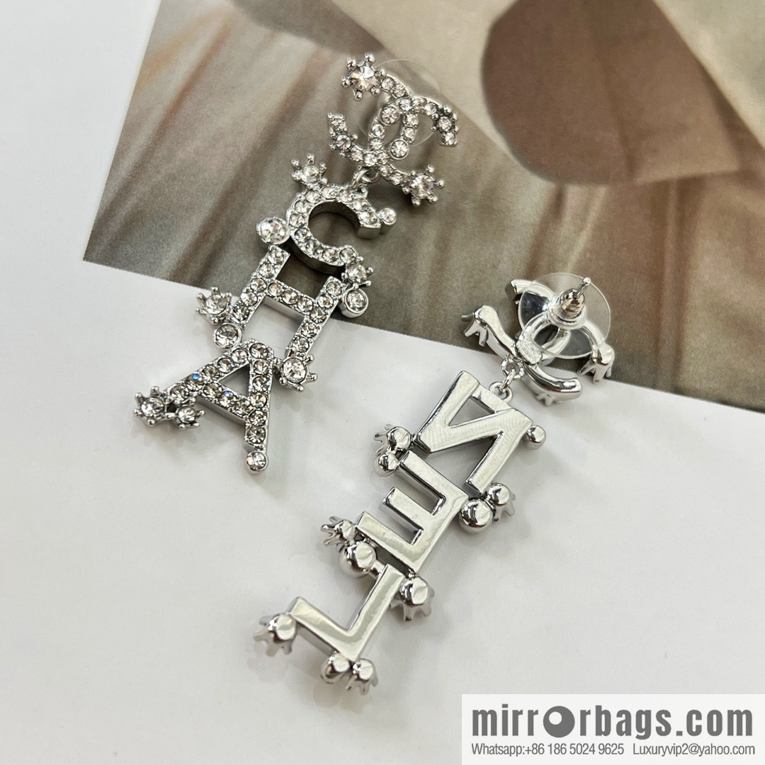 New ☑️ CHANEL Chanel double c full diamond letter earrings