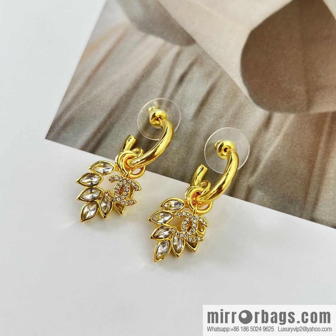 New ☑️ CHANEL Chanel gold double c wheat stud earrings