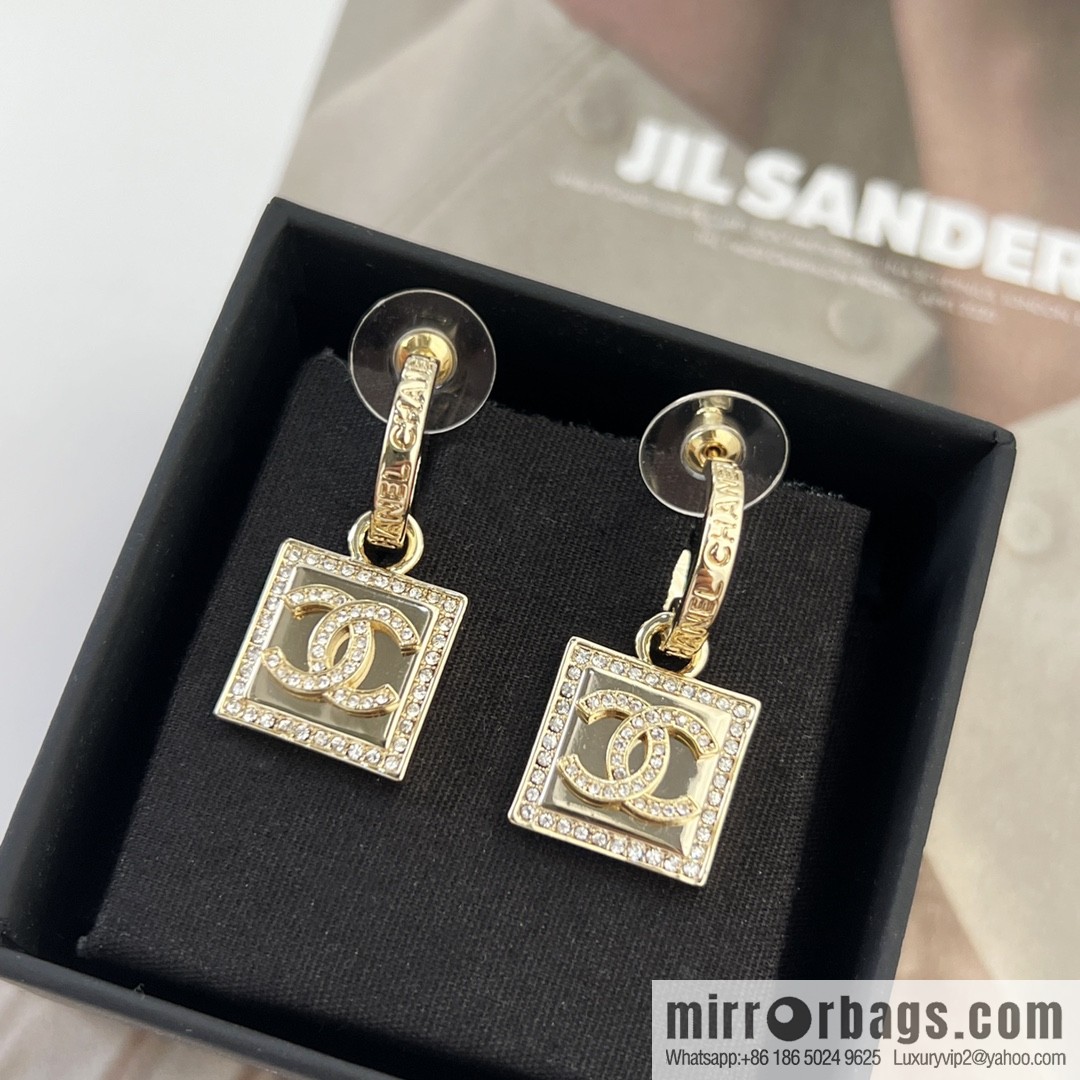 New ☑️ CHANEL Chanel c2 gold double c square stud earrings