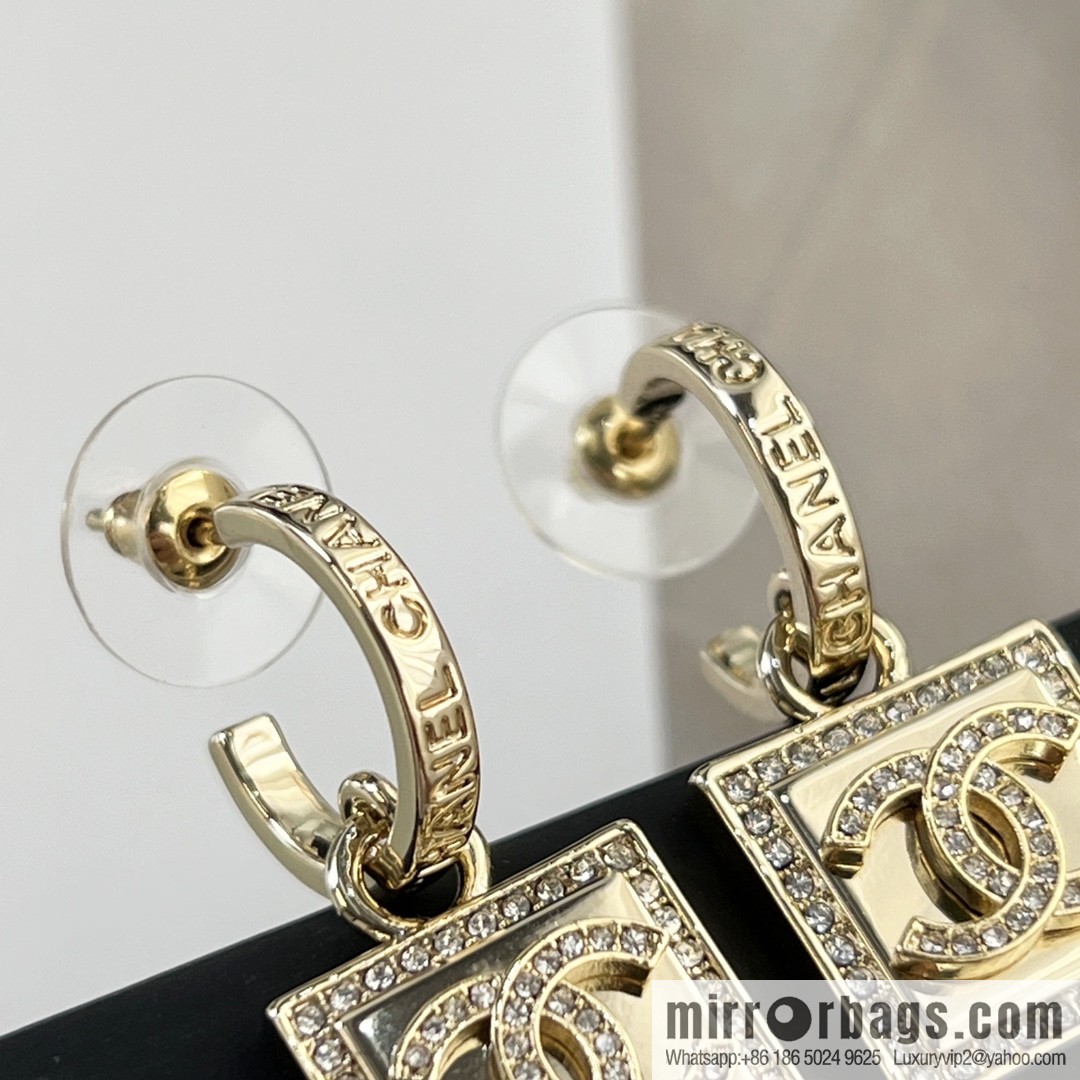 New ☑️ CHANEL Chanel c2 gold double c square stud earrings