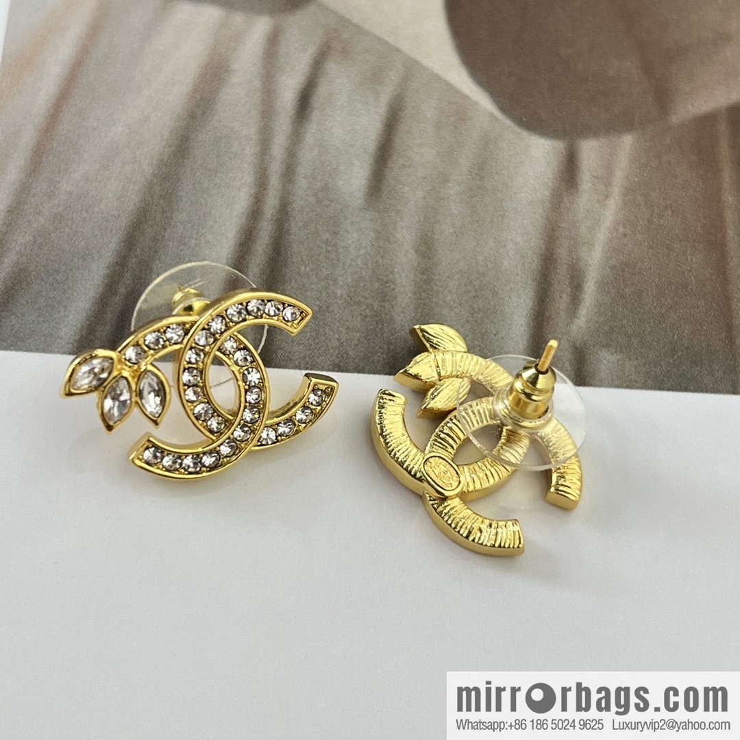New ☑️ CHANEL Chanel gold double c wheat stud earrings