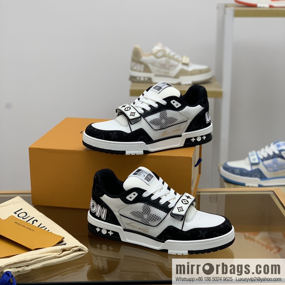 LV/Louis Vuitton men's sports running shoes made of calfskin
