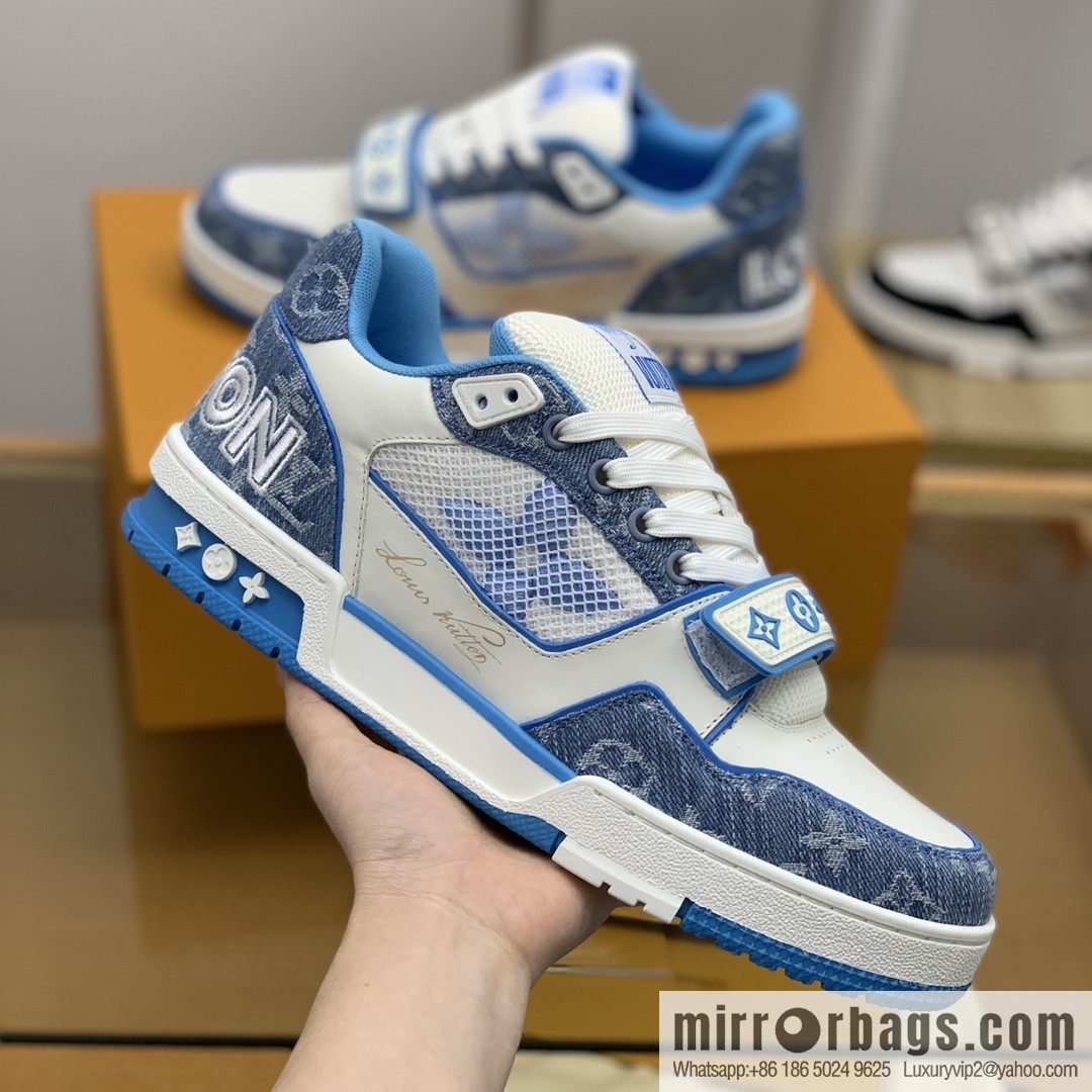LV/Louis Vuitton men's sports running shoes made of calfskin