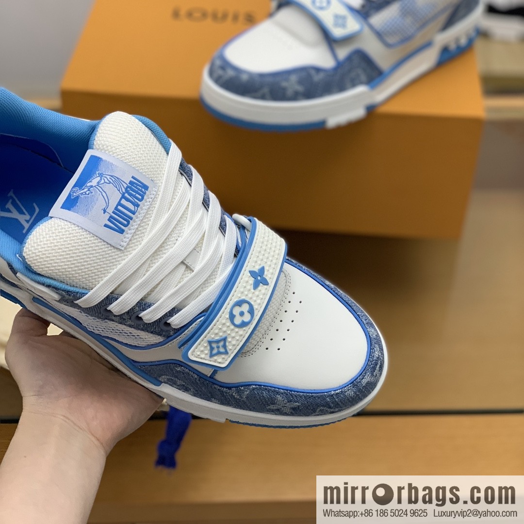 LV/Louis Vuitton men's sports running shoes made of calfskin