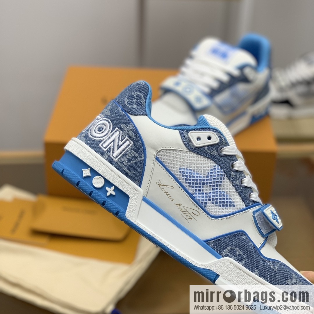 LV/Louis Vuitton men's sports running shoes made of calfskin