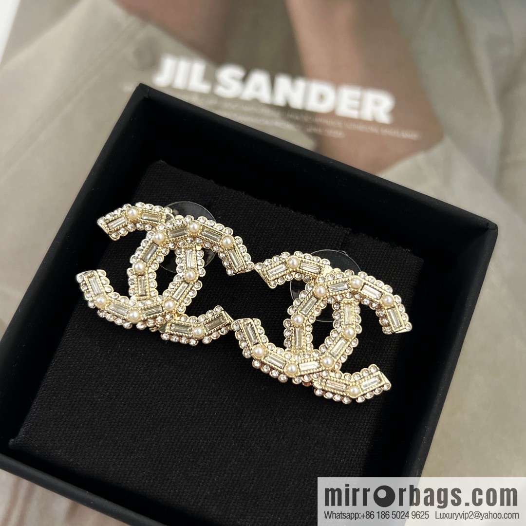 New ☑️ CHANEL Chanel c1 double c full diamond stud earrings