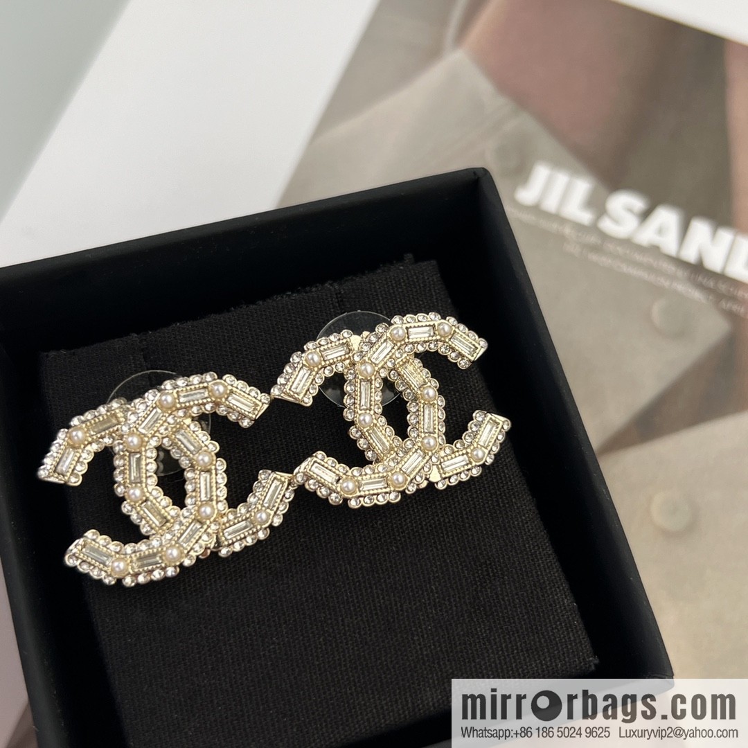 New ☑️ CHANEL Chanel c1 double c full diamond stud earrings