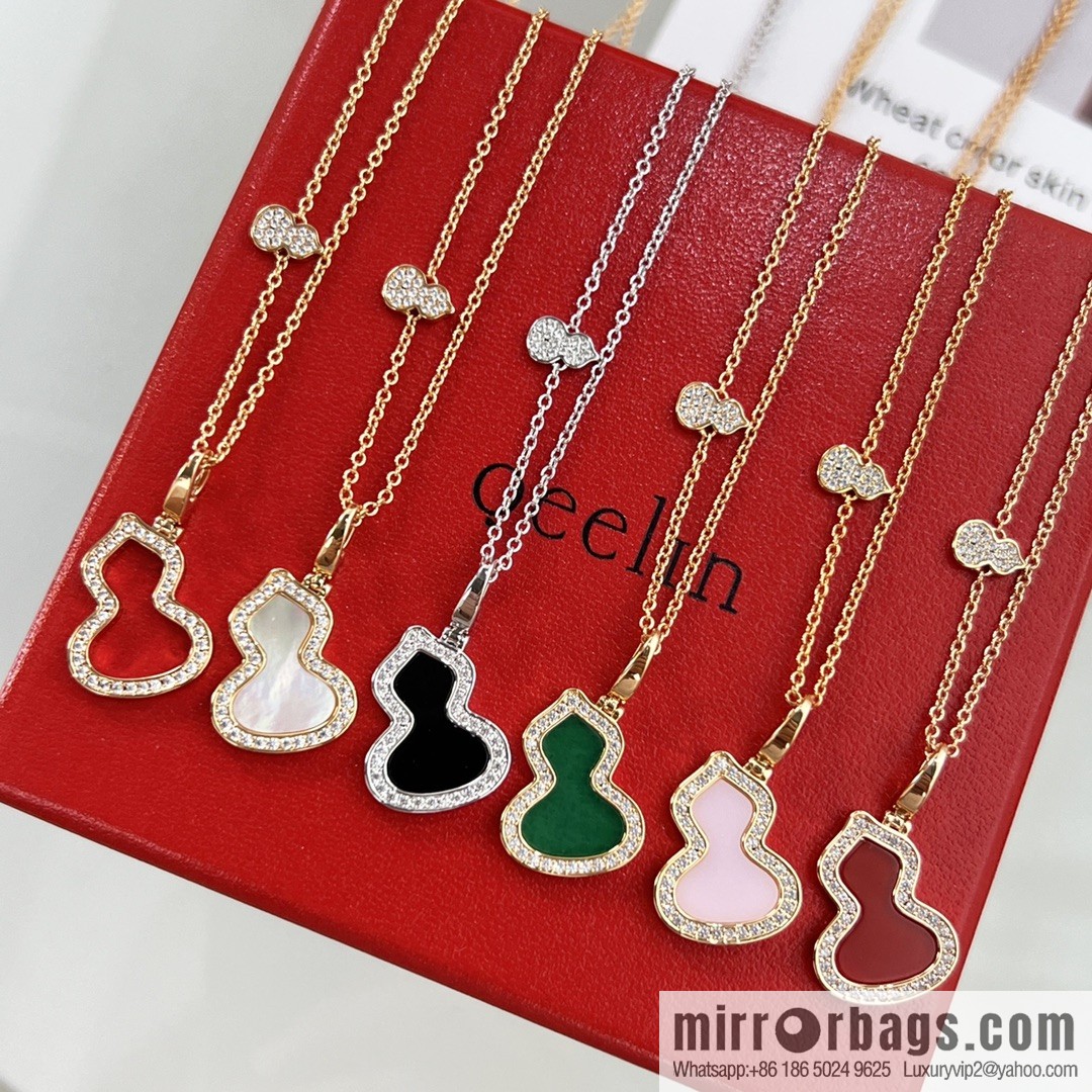 Qeelin, full diamond gourd necklace