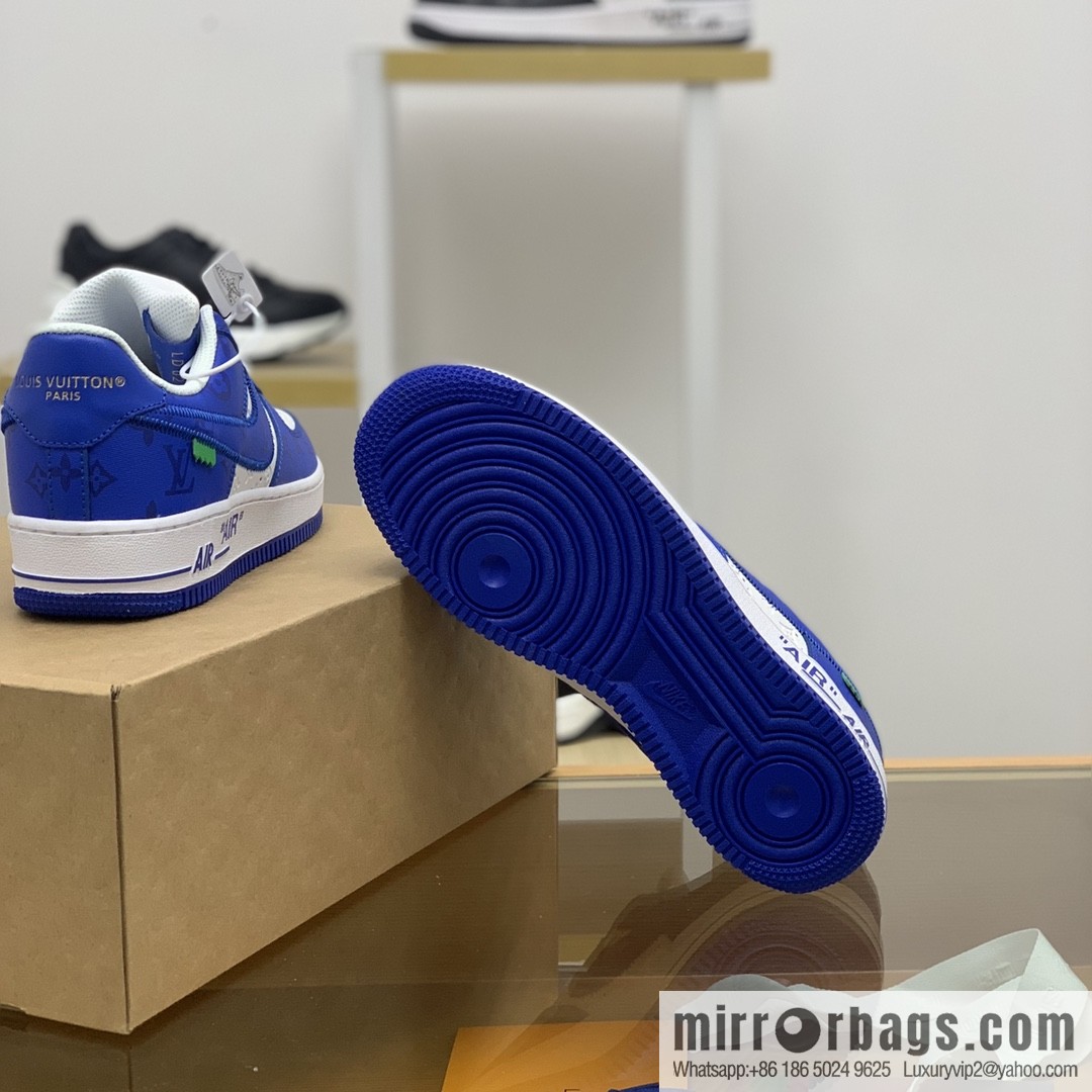 LV Louis Vuitton, classic Monogram and Damier element patchwork A JL sneakers
