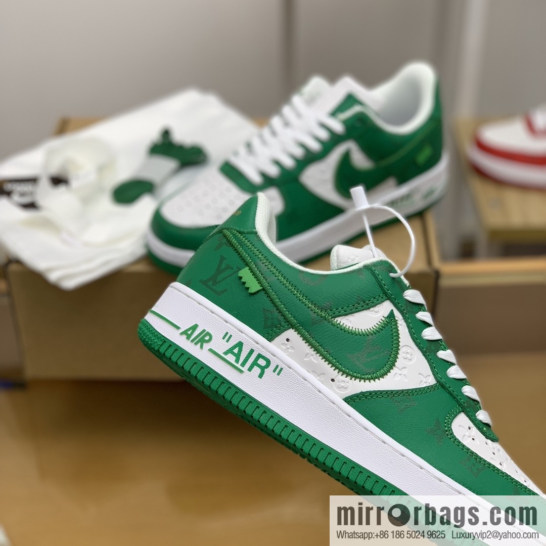 LV Louis Vuitton, classic Monogram and Damier element patchwork A JL sneakers