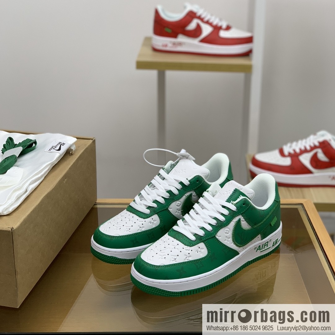 LV Louis Vuitton, classic Monogram and Damier element patchwork A JL sneakers