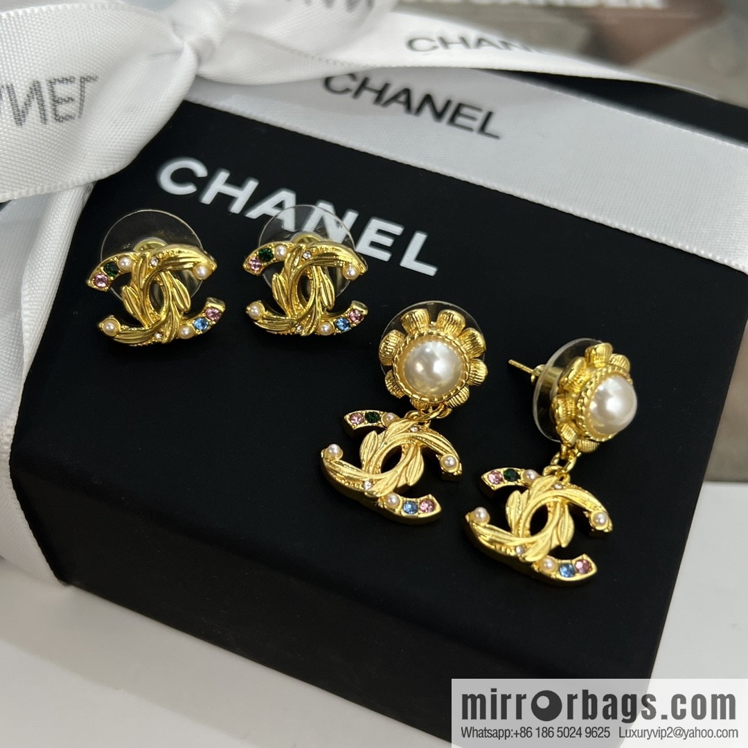 New ☑️ CHANEL Chanel double c stud earrings