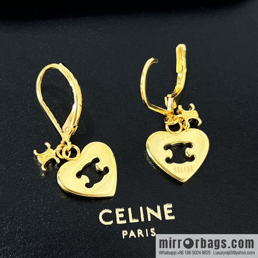 New Celine peach heart love stud earrings