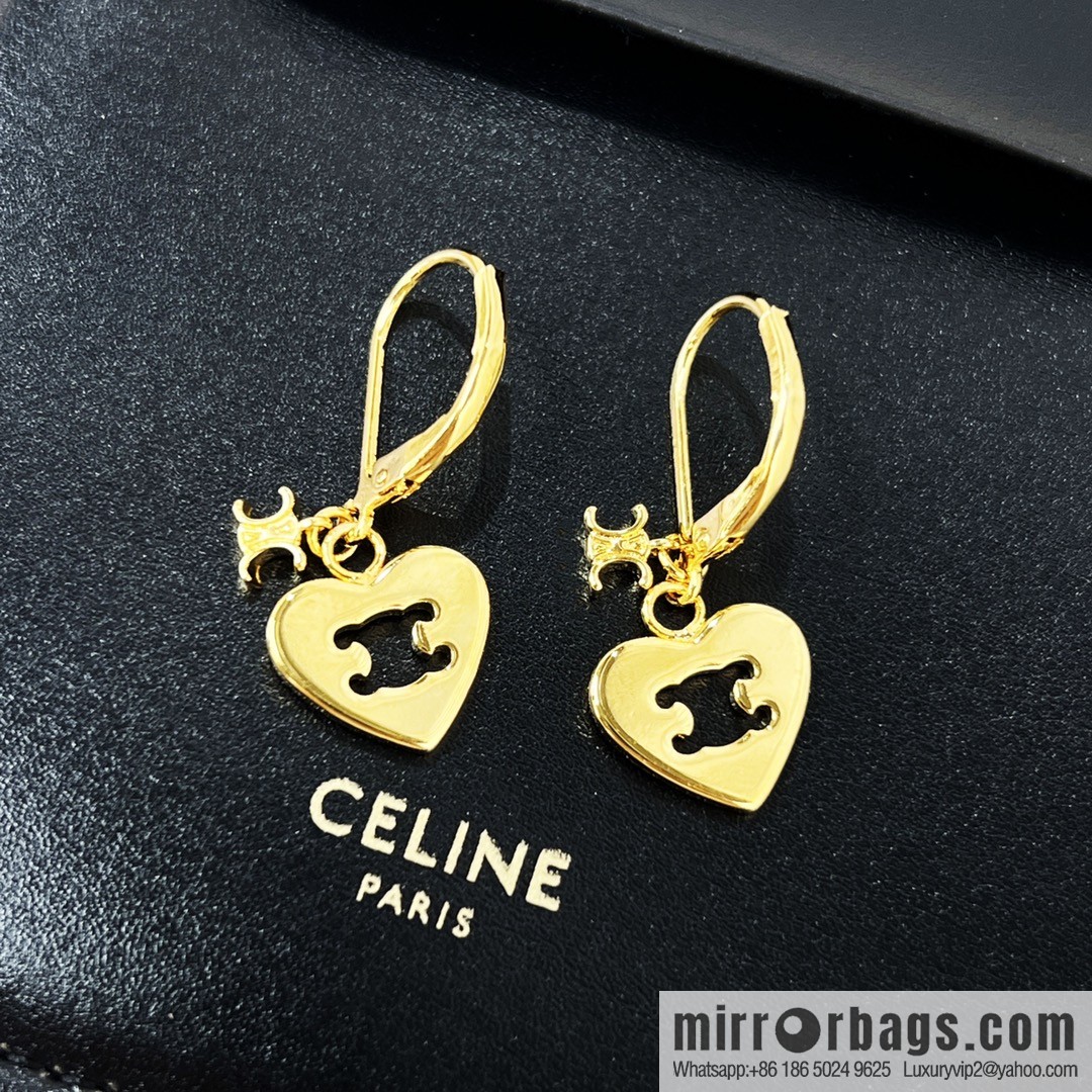 New Celine peach heart love stud earrings