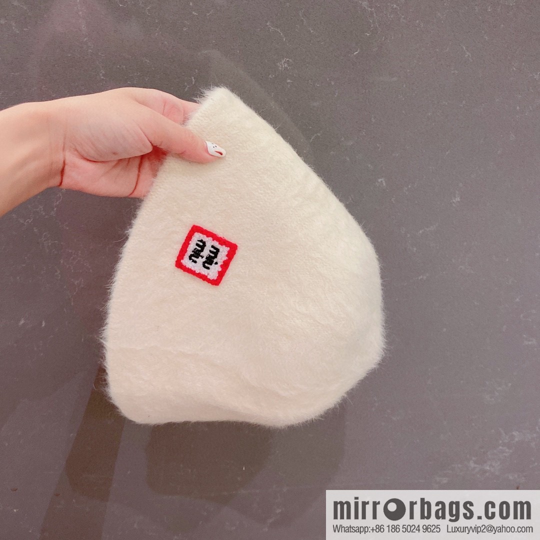 Miumiu 2022 autumn and winter new rabbit down bucket hat