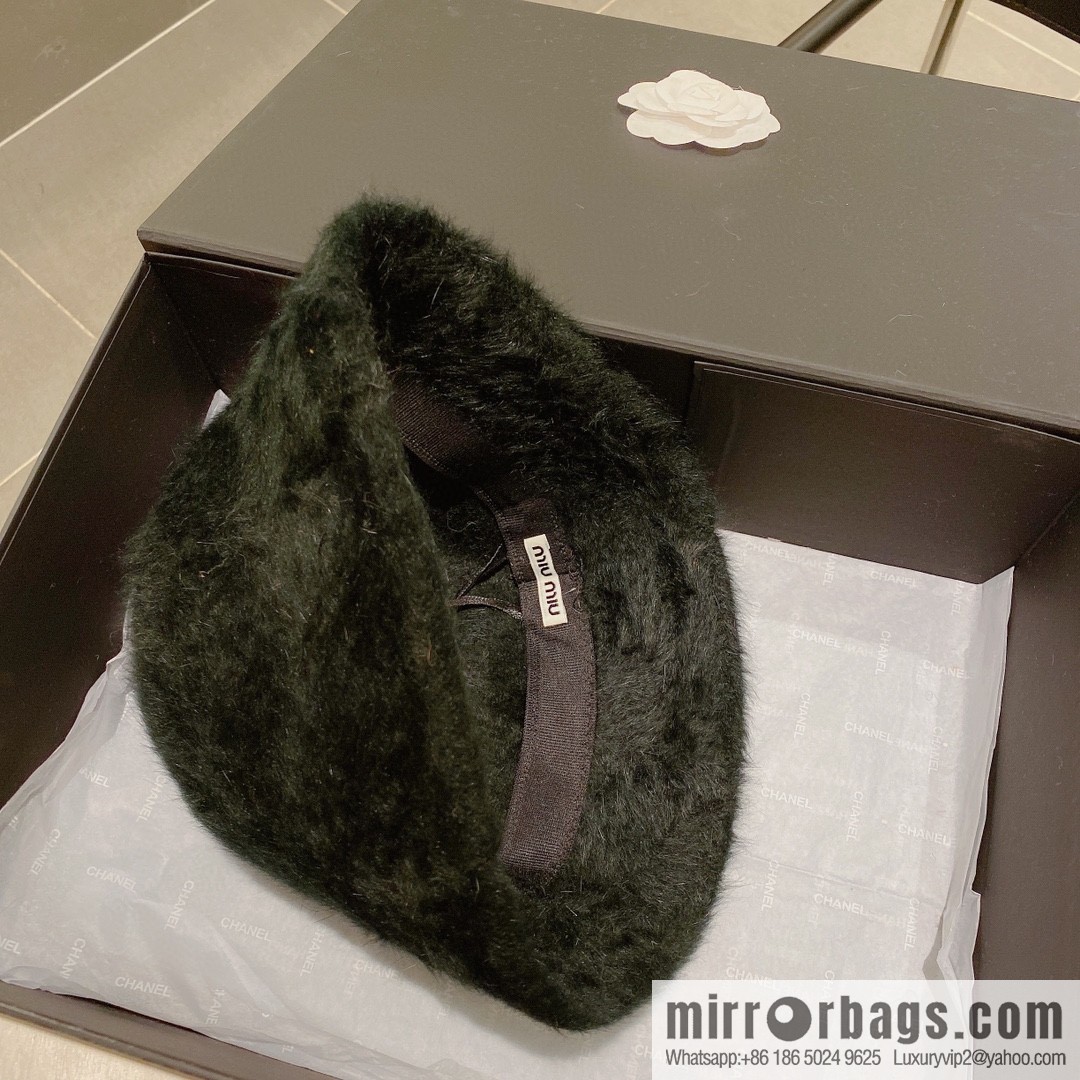 Miumiu 2022 autumn and winter new rabbit down bucket hat