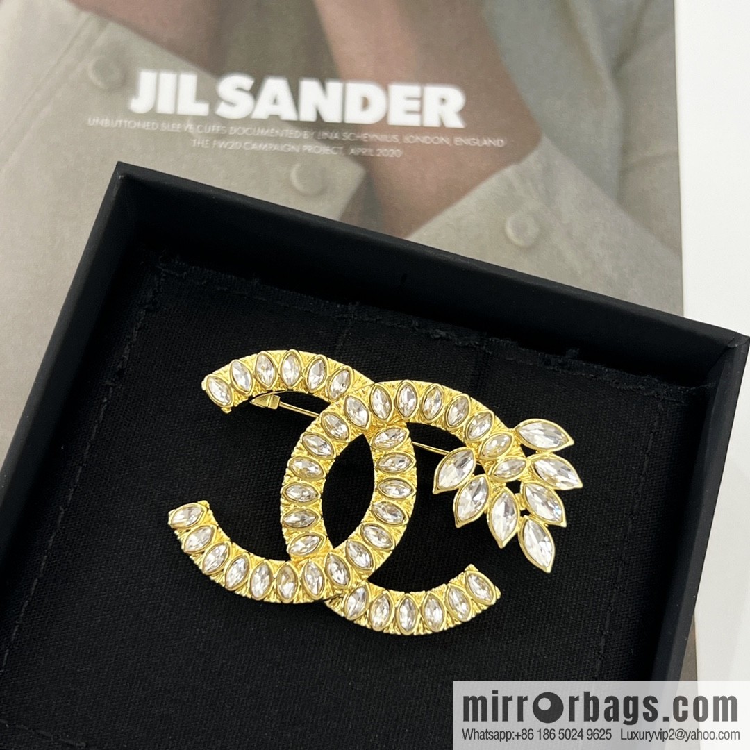 New ☑️ Chanel gold double c wheat ear brooch