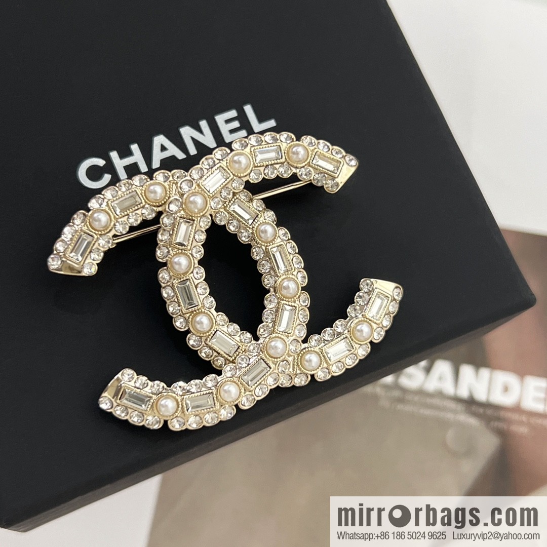 New ☑️ Chanel double c full diamond brooch