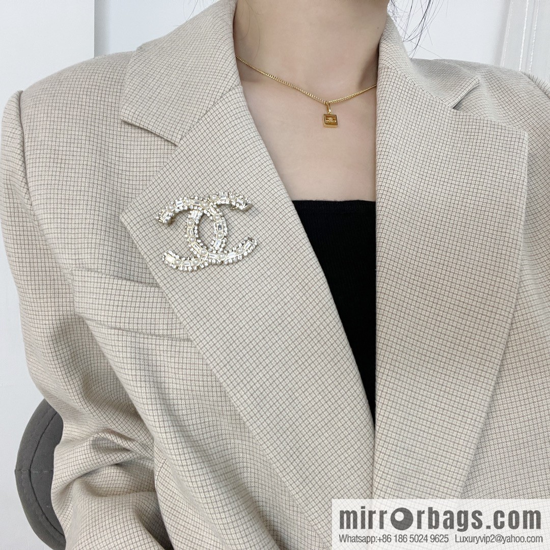 New ☑️ Chanel double c full diamond brooch