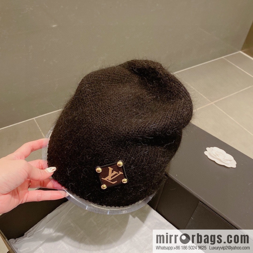 LV Louis Vuitton 2022 autumn and winter new wool knitted wool hat