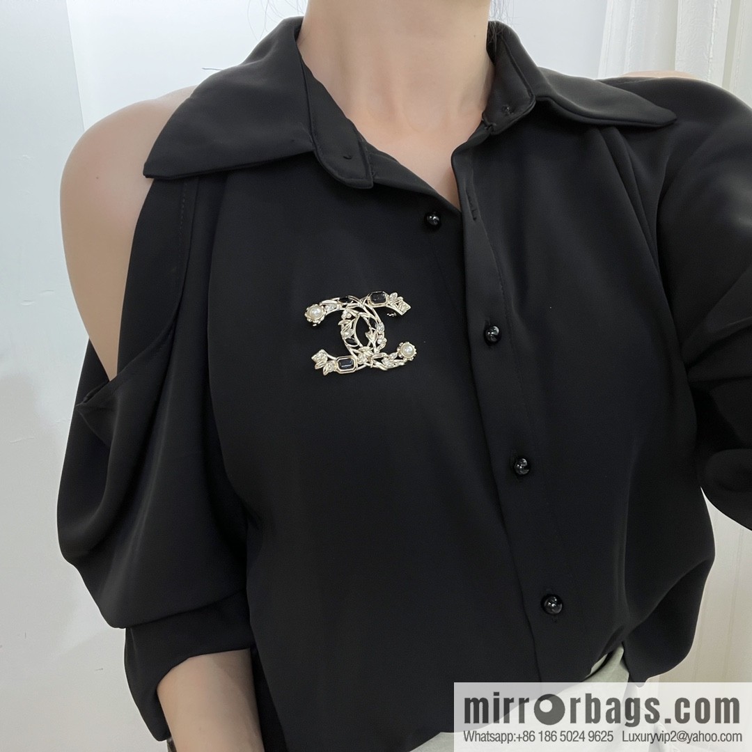 New ☑️ CHANEL Chanel double c wheat ear pearl brooch