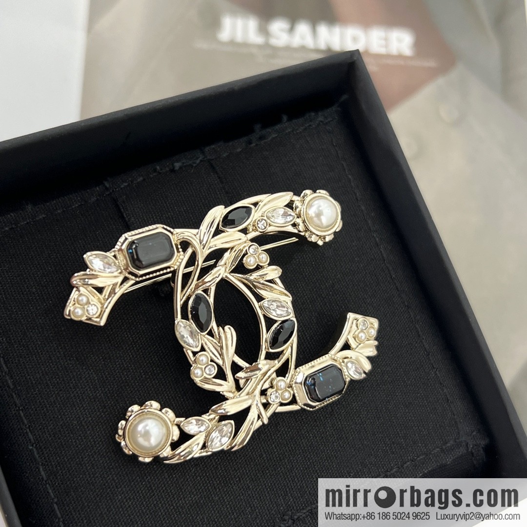 New ☑️ CHANEL Chanel double c wheat ear pearl brooch