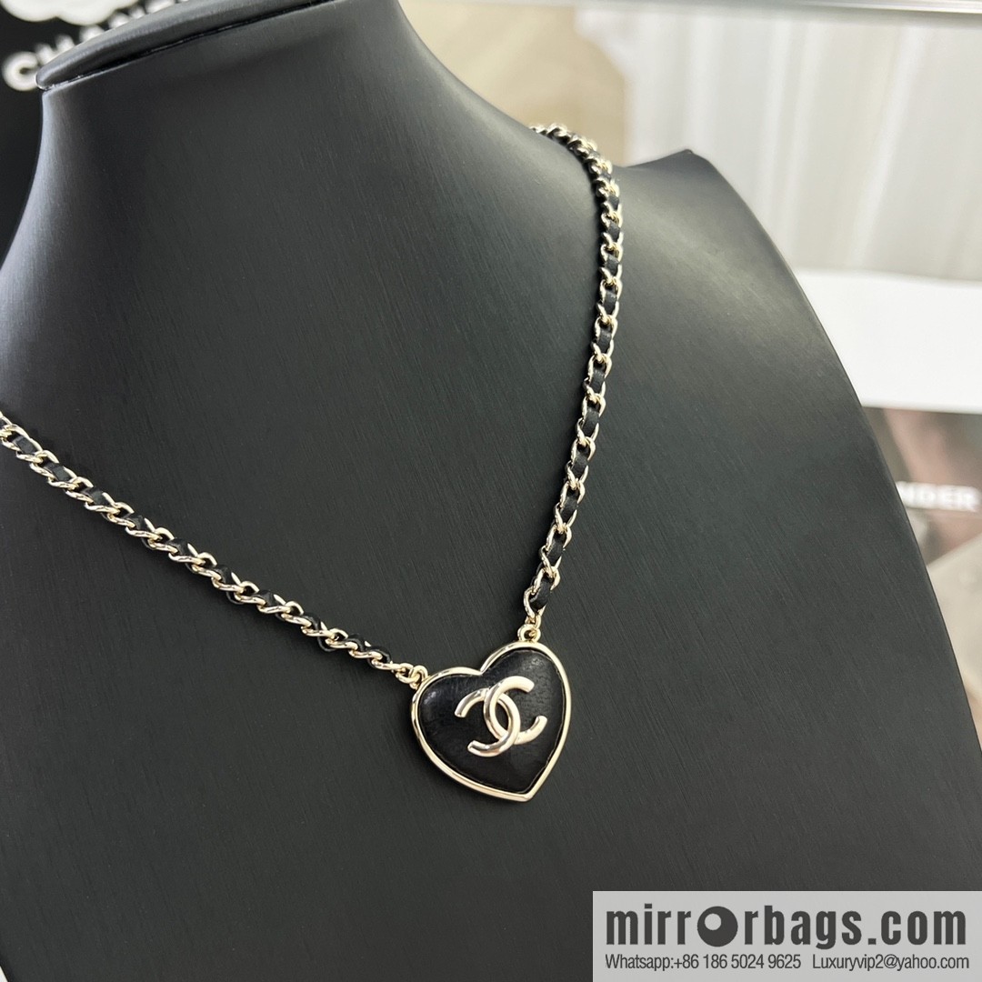 New ☑️ CHANEL Chanel double c peach heart love necklace