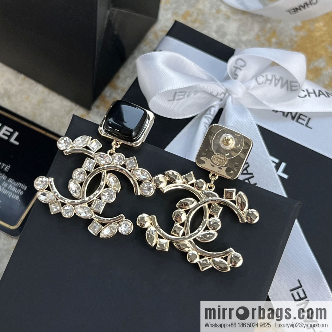 New ☑️ CHANEL Chanel c2 double c black square stud earrings